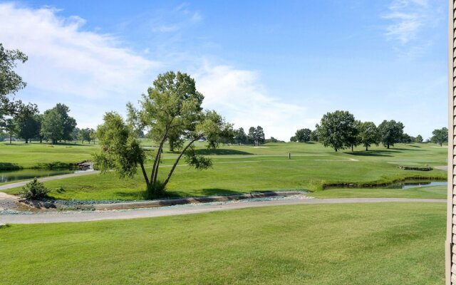 Take A Holiday 2 Bedroom Condo by RedAwning