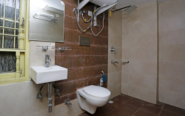 OYO Rooms 099 Near Victory Tunnel Shimla