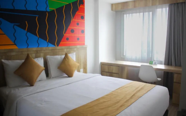 Urban Express HomTel Serpong