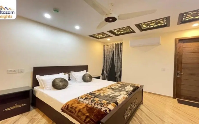Multazam Heights