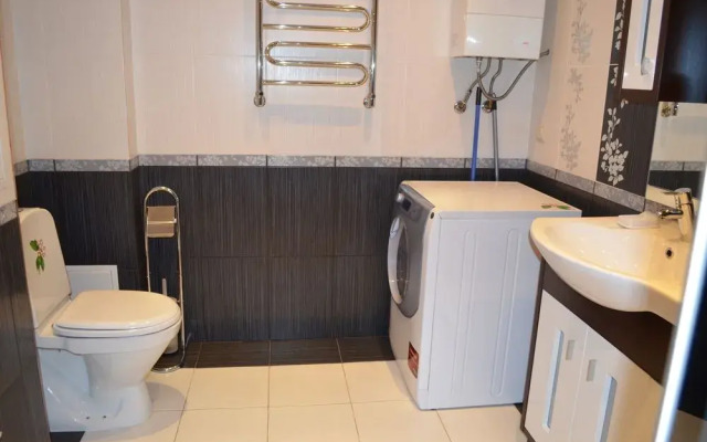 Intermark Apartments - Patriarch's ponds
