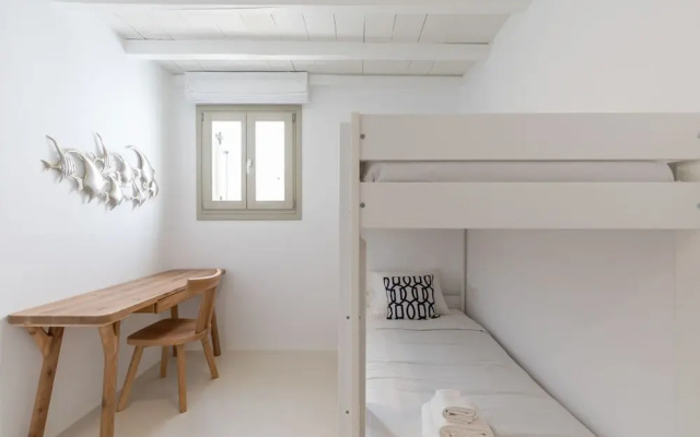 Renovated Luxury Oceanview Villa With Pool in Mykonos