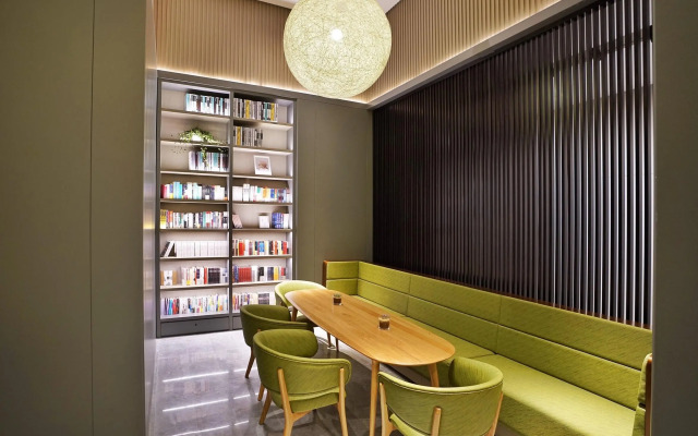 Ji Hotel- Shanghai Hongqiao Center Branch