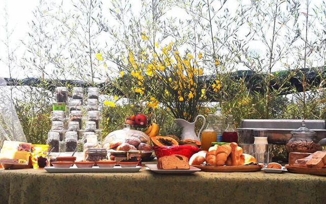 etna petit resort