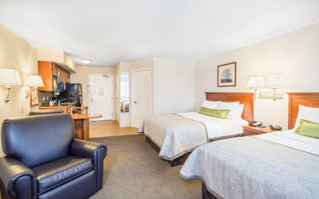 Candlewood Suites Pittsburgh Cranberry by IHG