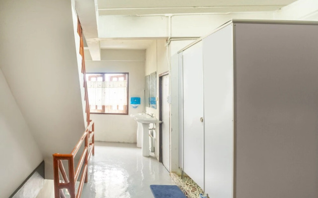 OYO 723 Lamphun Hostel
