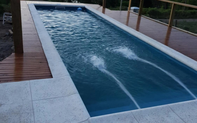 al pie de las sierras en villa del lago