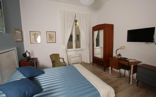 B&B Laurus Colosseo