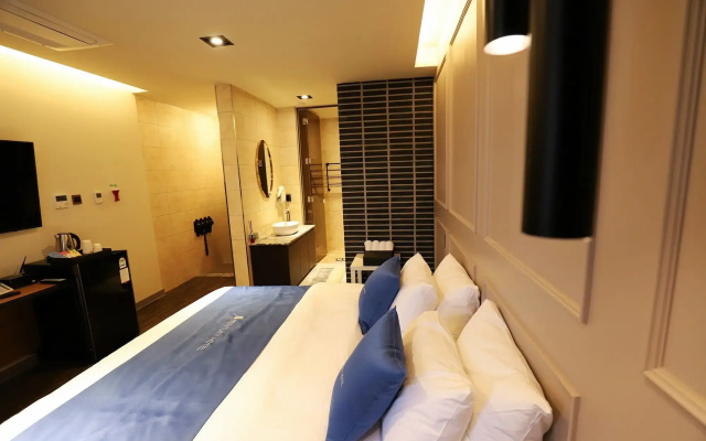 Hotel Bentley