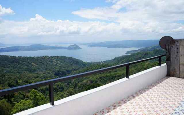 Casa Alegria Bed And Breakfast Tagaytay by Cocotel