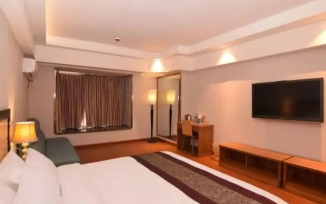 Luoyang Feronia Hotel