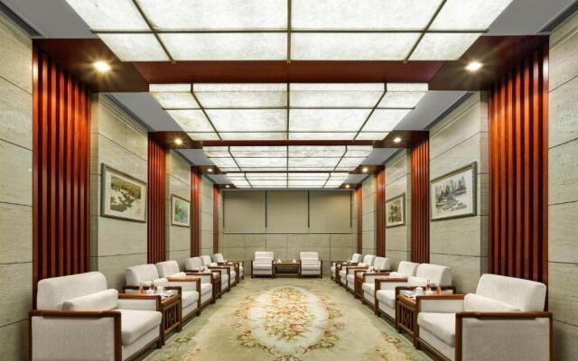 Poly Plaza Hotel