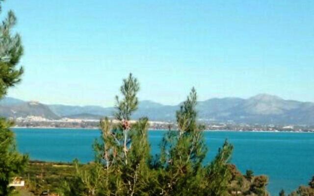 Sea view maisonette near Nafplio!1' drive to beach