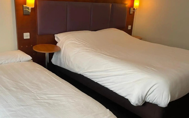 Premier Inn Warrington South