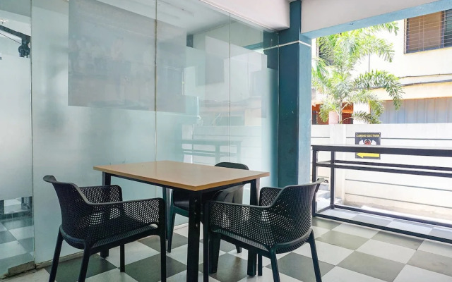 FabHotel Aura Homes