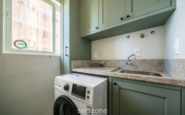 Apto moderno c/vista mar em Porto Belo SC MRE801