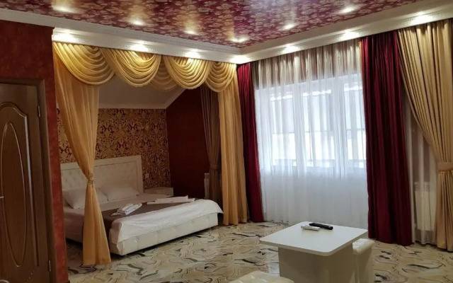 Новый Замок