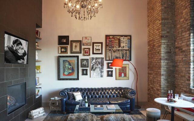 Kinn Guesthouse Bay View