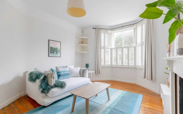 Serene & Stylish 1BD Flat - Tooting Bec!