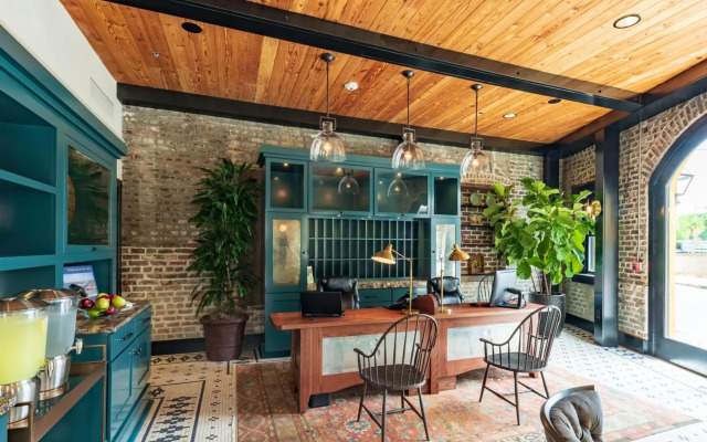 Andrew Pinckney Inn
