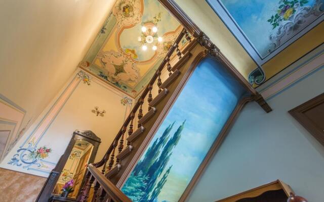 Roze Boutique Apartments