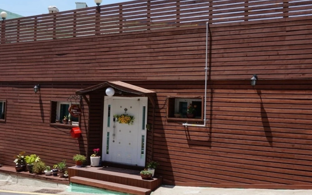 Tongyeongdaegyo Guesthouse - Hostel