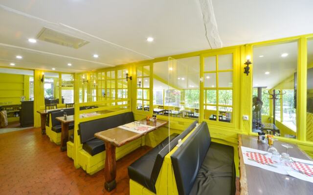 Logis Hôtel Restaurant La Mire