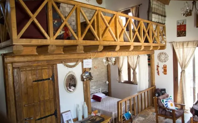 To Stolidi tis Psinthou