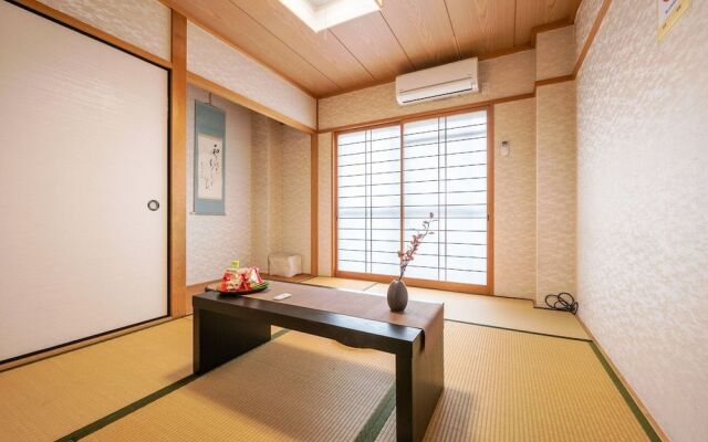 YUYU House - Kohama Mei