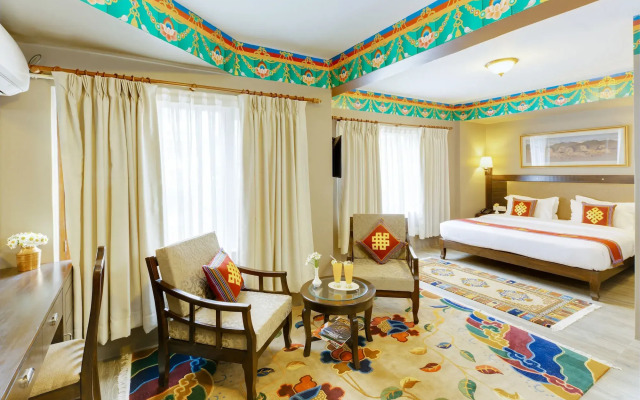 Hotel Lotus Gems