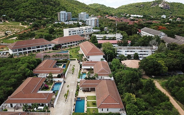 Thiva Pool Villa Hua Hin