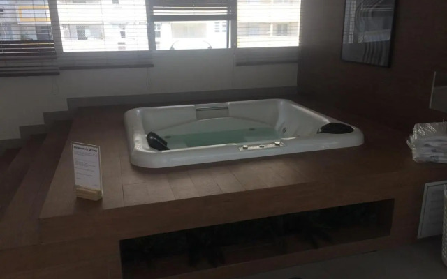 Book Santos - Unlimited 2111 Vista Mar