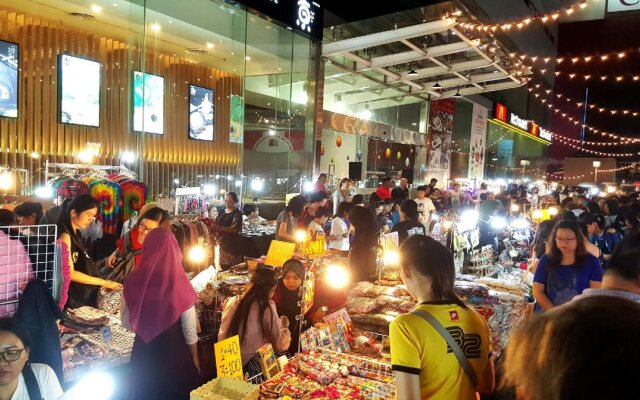 Room 2 U Hostel & Guesthouse