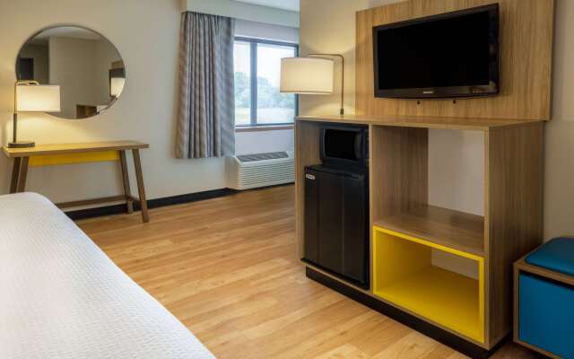 Days Inn by Wyndham Pleasant Prairie Kenosha