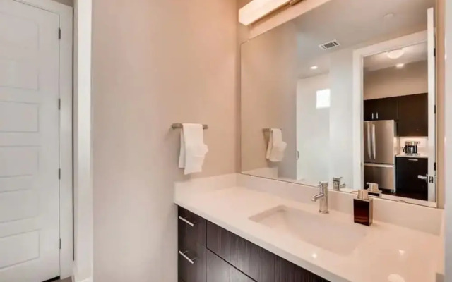 Capital View Condos Downtown Austin
