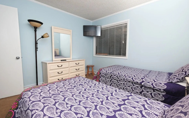 Pelican Landing 125 3 Bedroom Condo