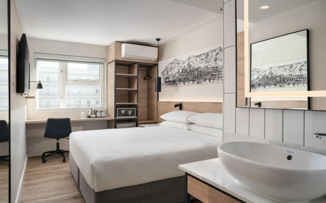 Protea Hotel by Marriott Cape Town Sea Point