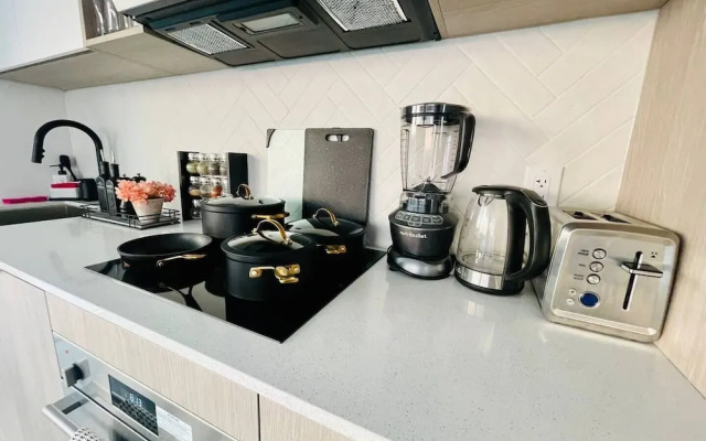 Waterfront York Blvd