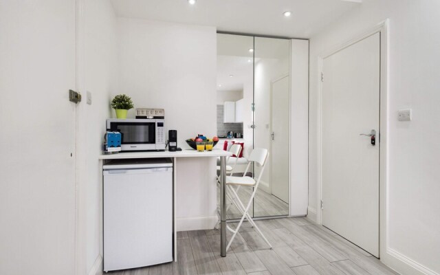 The Armadale Road Residence II