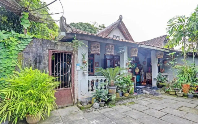 OYO Homes 91054 Desa Wisata Budaya Kebondalem Kidu