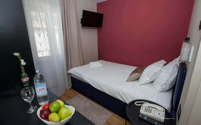 Bura 45 Boutique Hotel