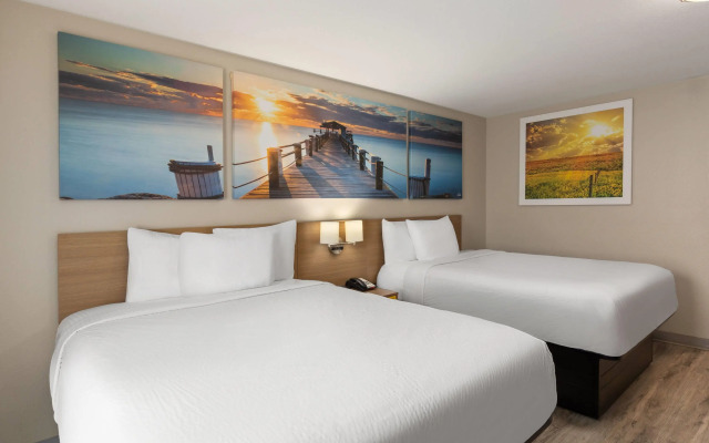 Days Inn by Wyndham Lincoln