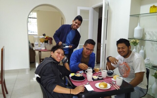 Miraflores Home Hostel