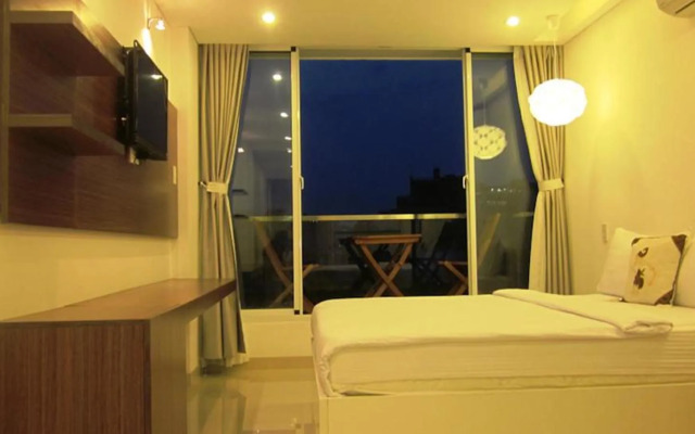 Yellow House Saigon Hotel