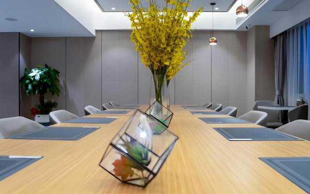 Homeinn Selected Hotel (Zhangzhou Tengfei Road Ancient City)