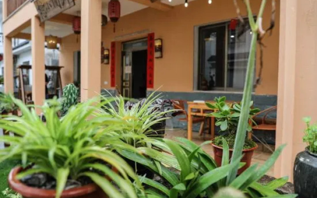 Xiangjian Xiaoqi Hostel