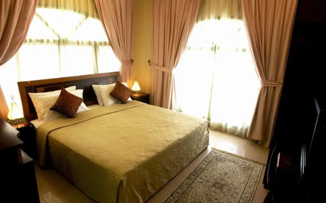 Safeer Plaza Hotel