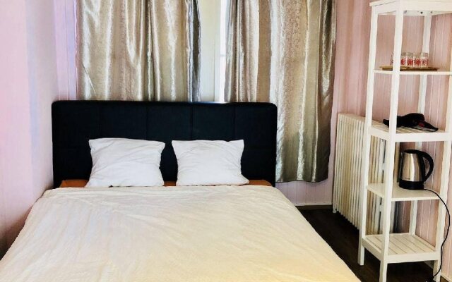 Linda Guest House