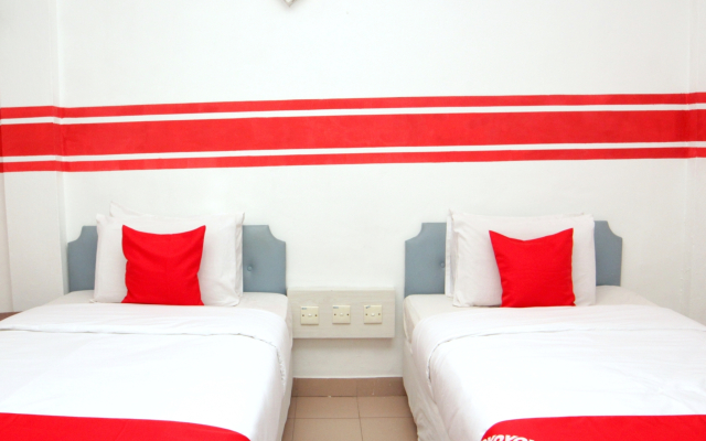 Super OYO 1173 Mandyrin Hotel