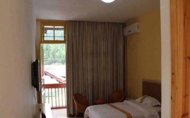Wuyi Mountain Da Wang Peak Youth Hostel